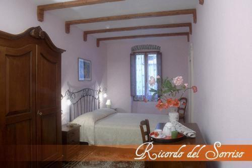 Hotel S'Ammentu Bosa Habitación foto